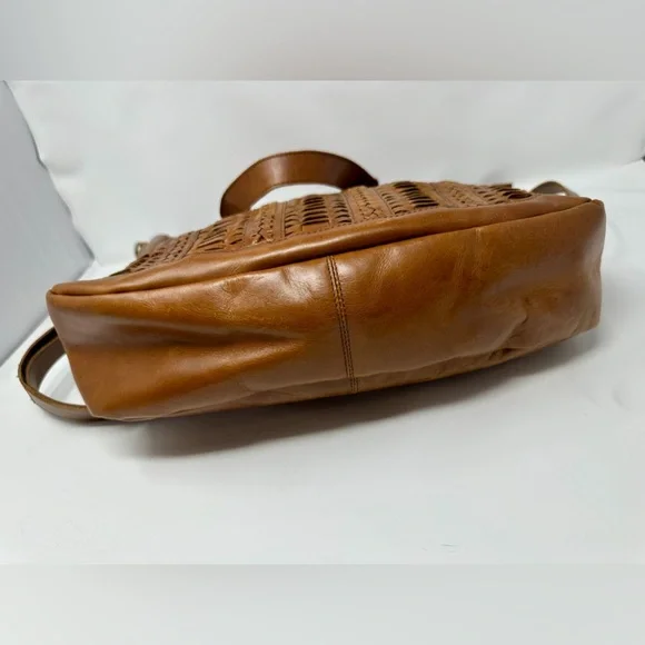 High Noon — The Blake tote/shoulder bag handcrafted buffalo leather - Picture 7 of 12